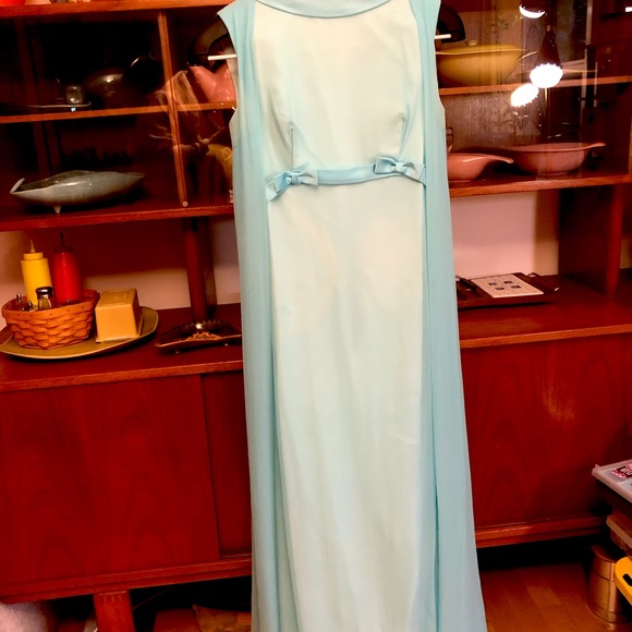 Vintage Cocktail Gown - Picture 2 of 9